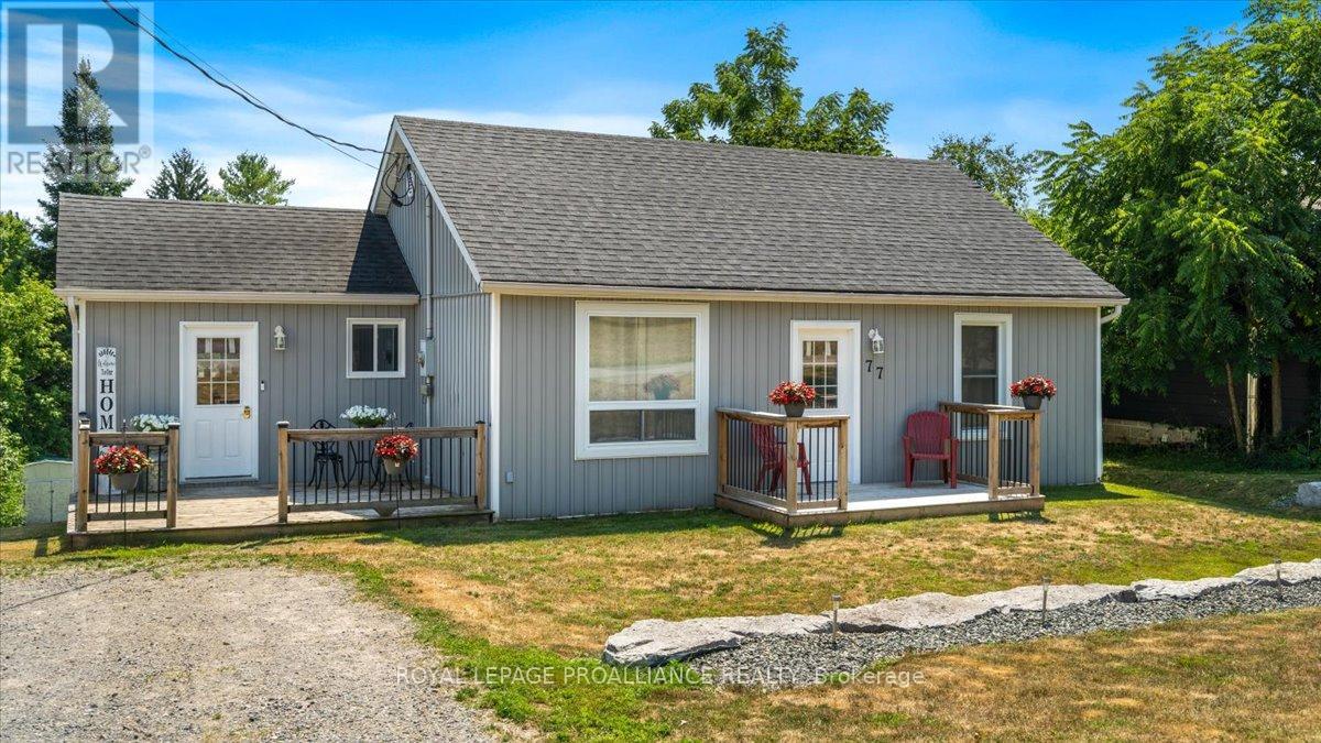 77 Livingstone Ave W, Centre Hastings, ON K0K 2K0