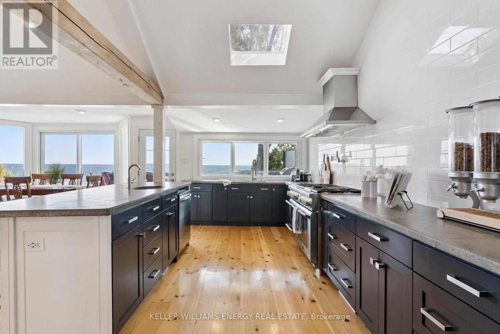 141 Cedar Crest Beach Rd, Clarington, ON L1C 3K3