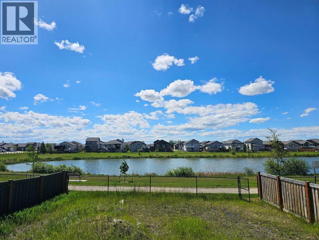 12910 Royal Blvd, Grande Prairie, AB T8V 6J6