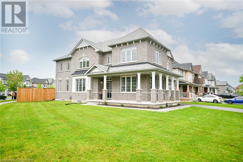 19 Froggy Dr, Welland, ON L3B 0G9