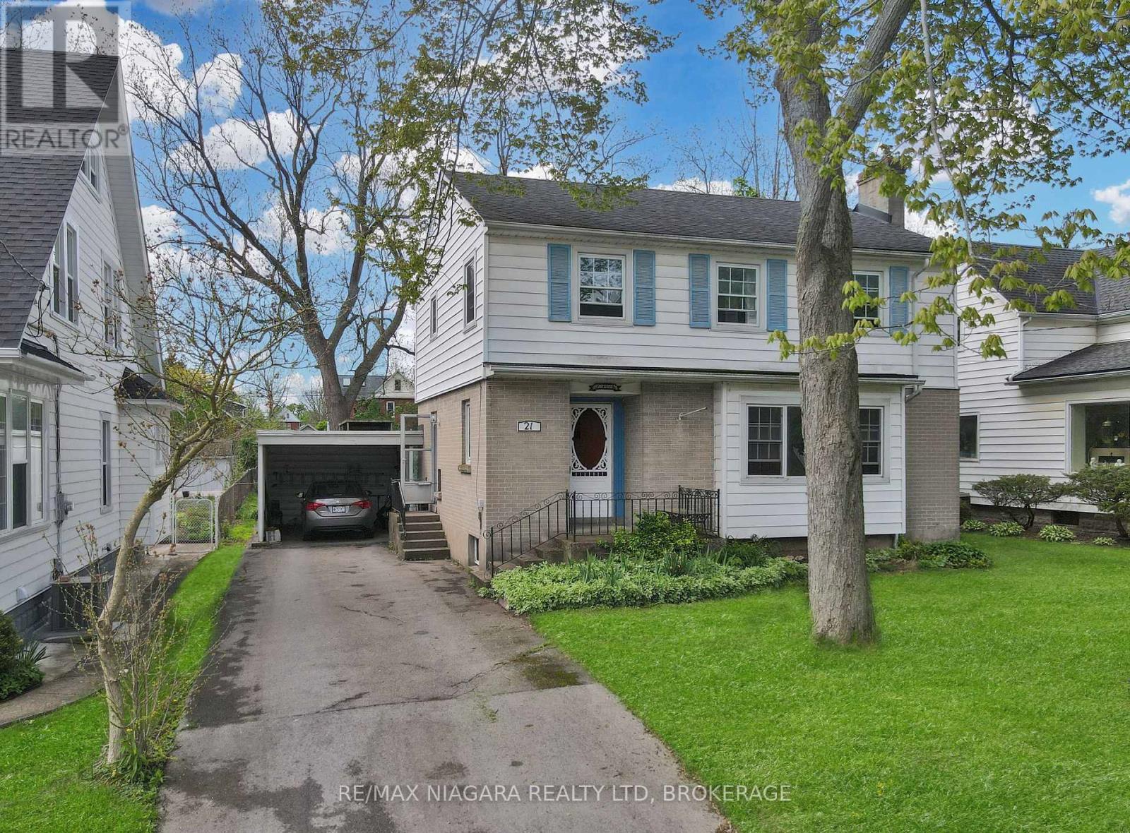 21 Highland Ave, Fort Erie, ON L2A 2X6