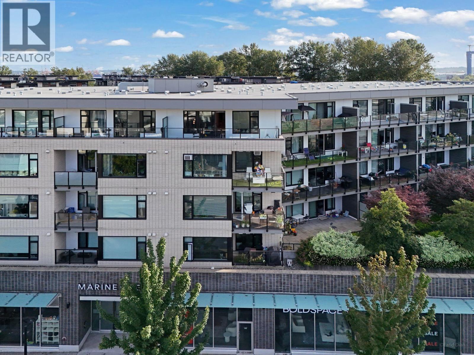 725 Marine Drive Unit 520, North Vancouver, BC V7M 0G2
