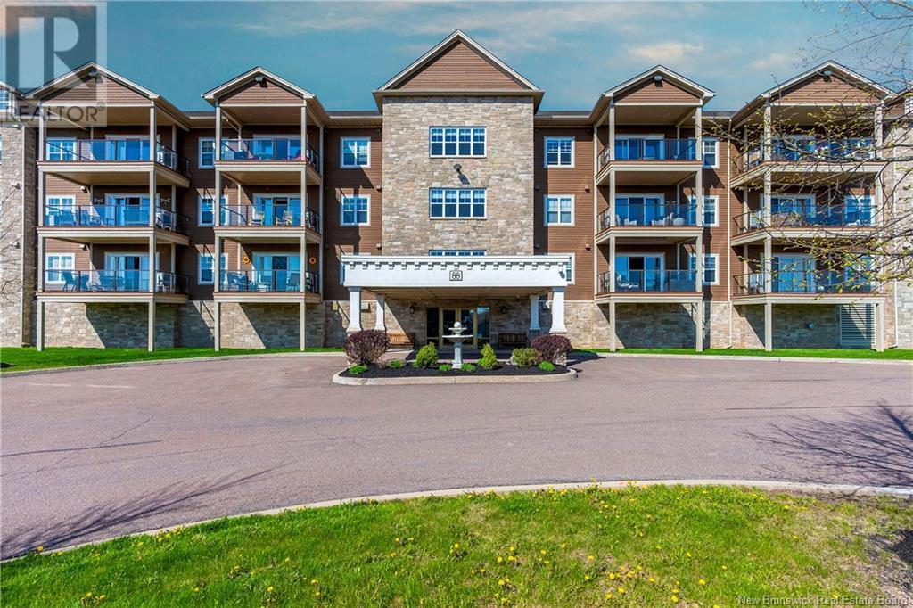 88 Woods Terrace Unit 207, Moncton, NB E1G 1X6