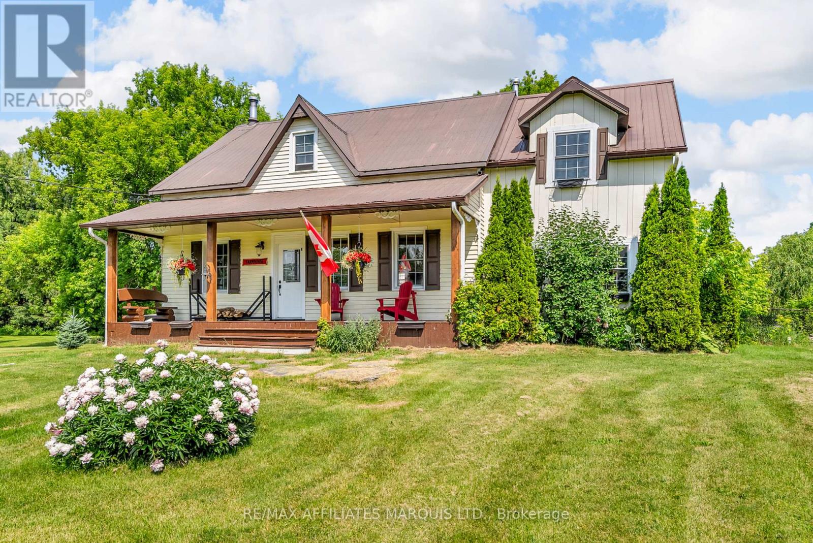 18561 County Rd 19 Rd, South Glengarry, ON K0C 2J0