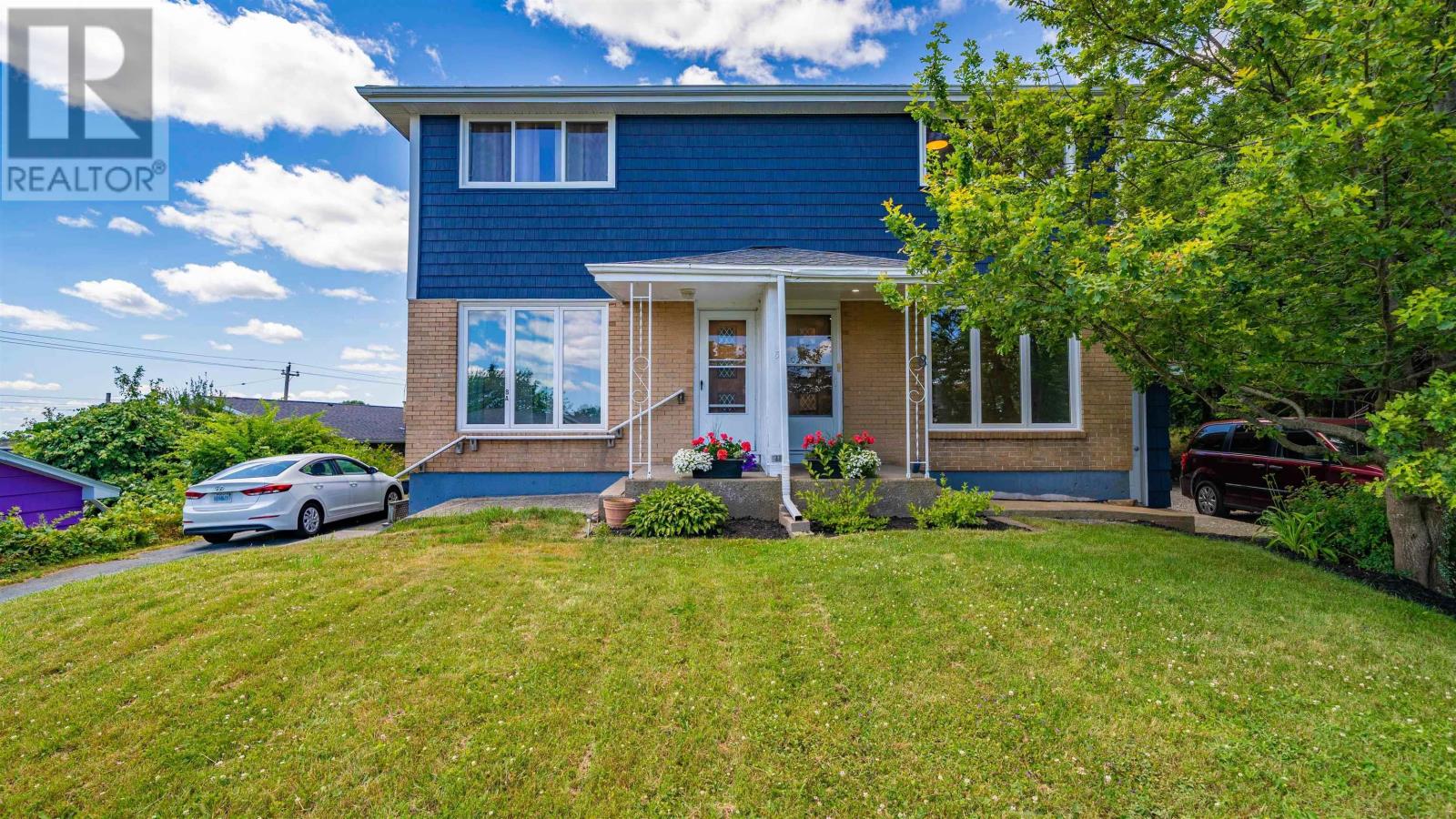 88 David St #a, Dartmouth, NS B2X 1P6
