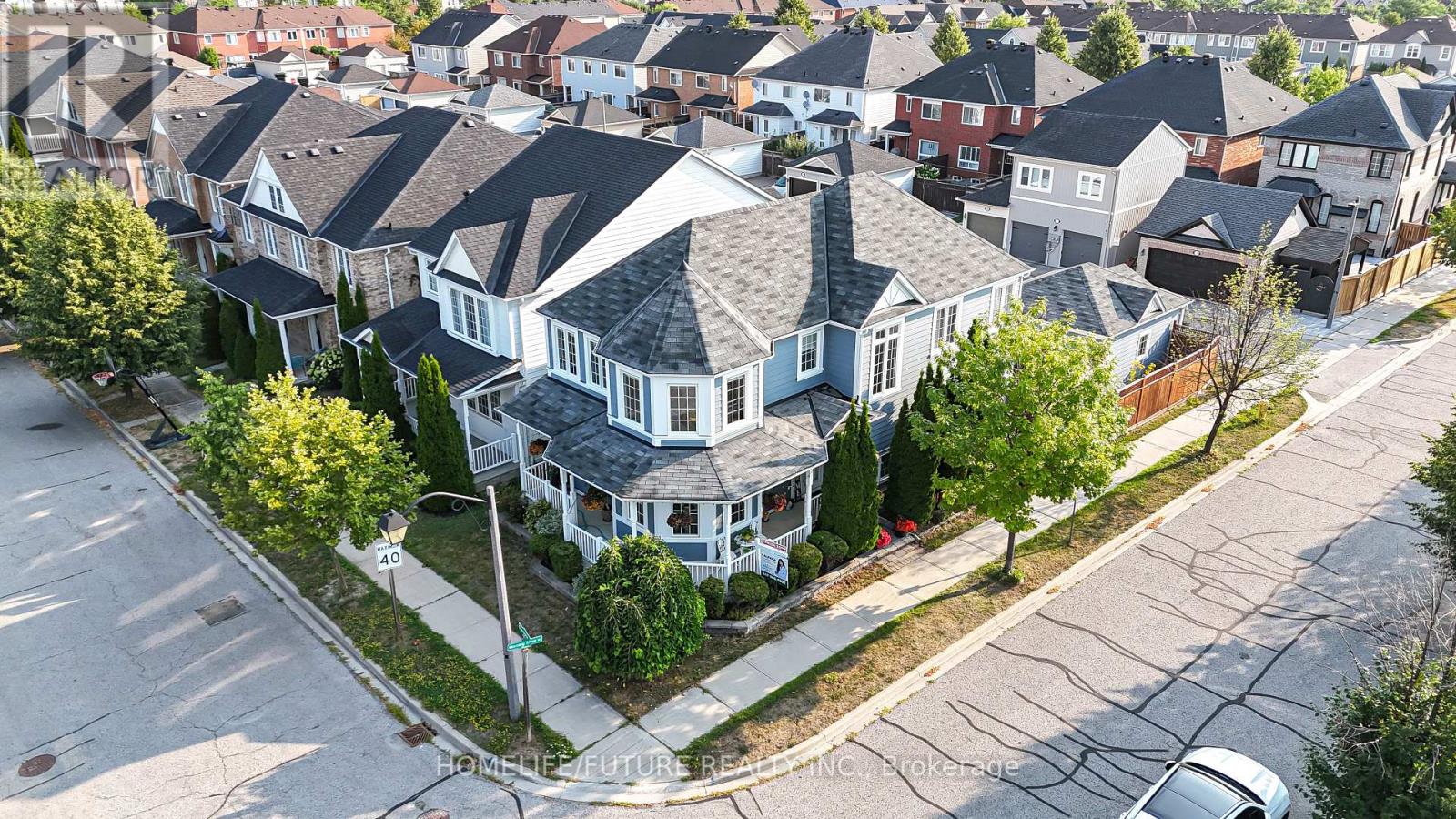 1 Capogna St, Markham, ON L6B 0H5
