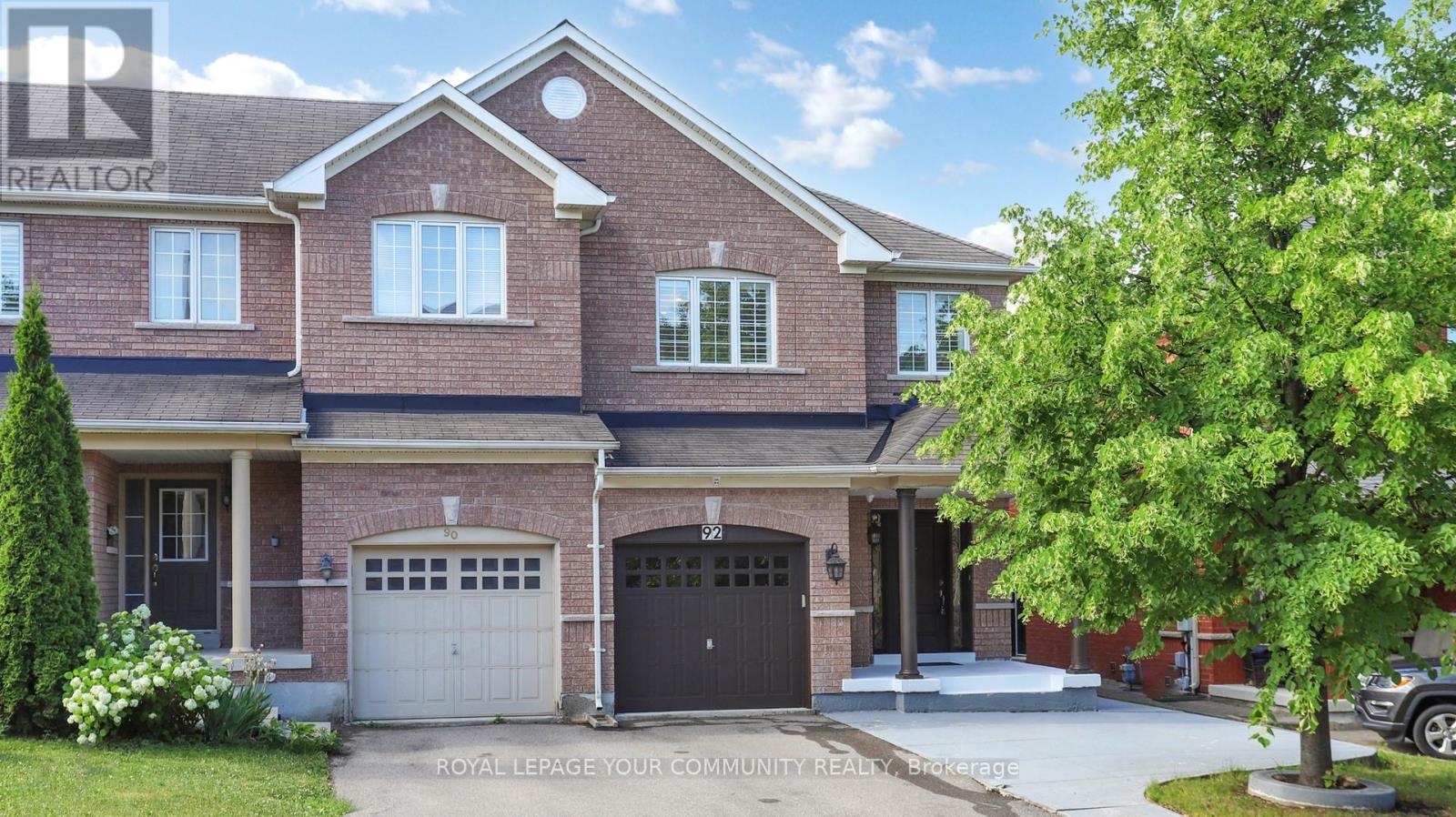 92 Laval St, Vaughan, ON L4H 0P2