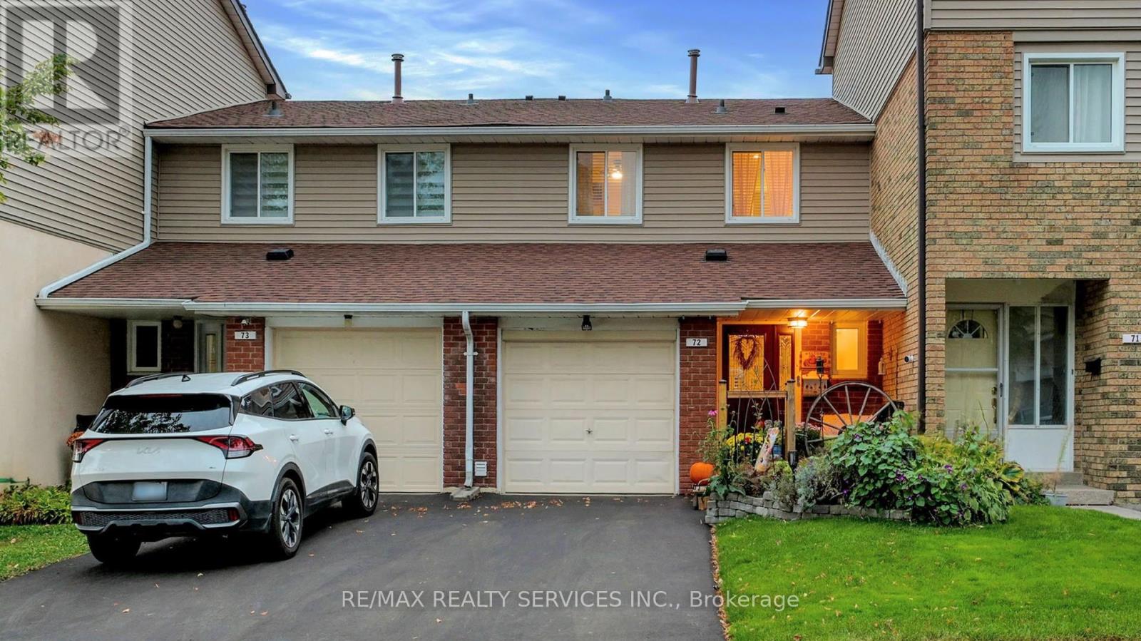 72 72 Carisbrooke Ct, Brampton, ON L6S 3K1