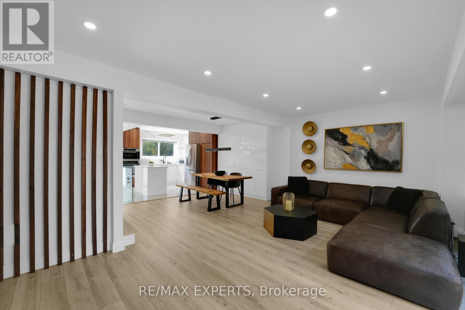 94 Bonis Ave, Toronto, ON M1T 2V2