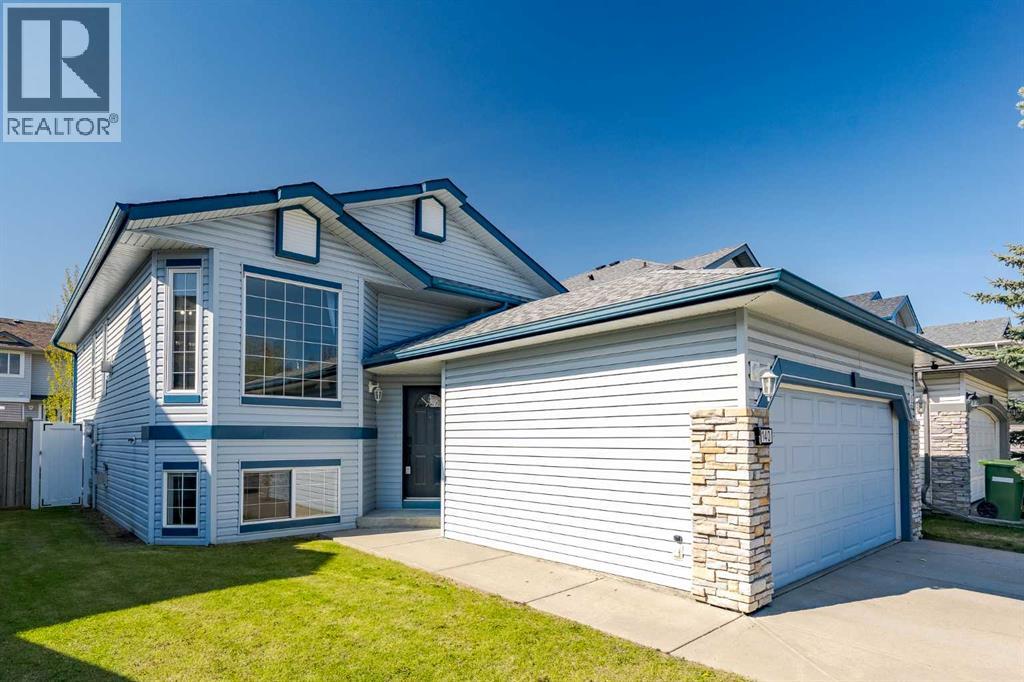 140 Stonegate Close NW, Airdrie, AB T4B 2V2