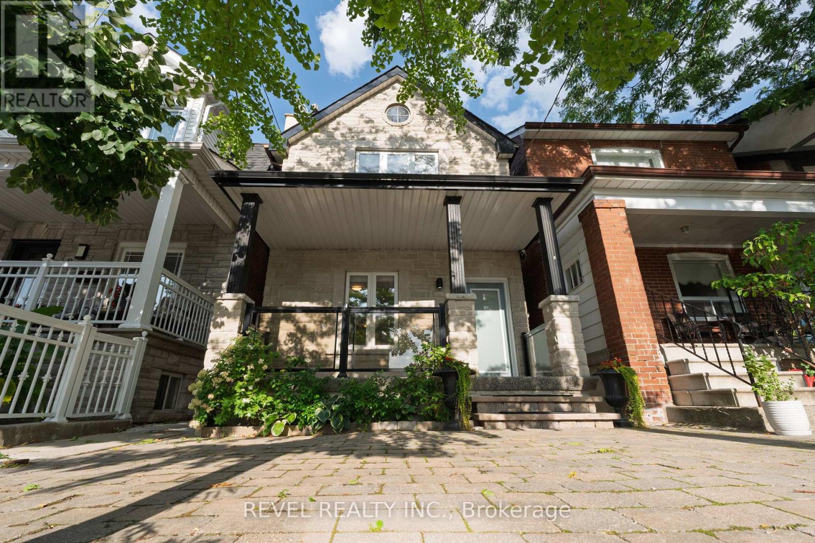 87 Earlscourt Ave Ave S, Toronto, ON M6E 4A8