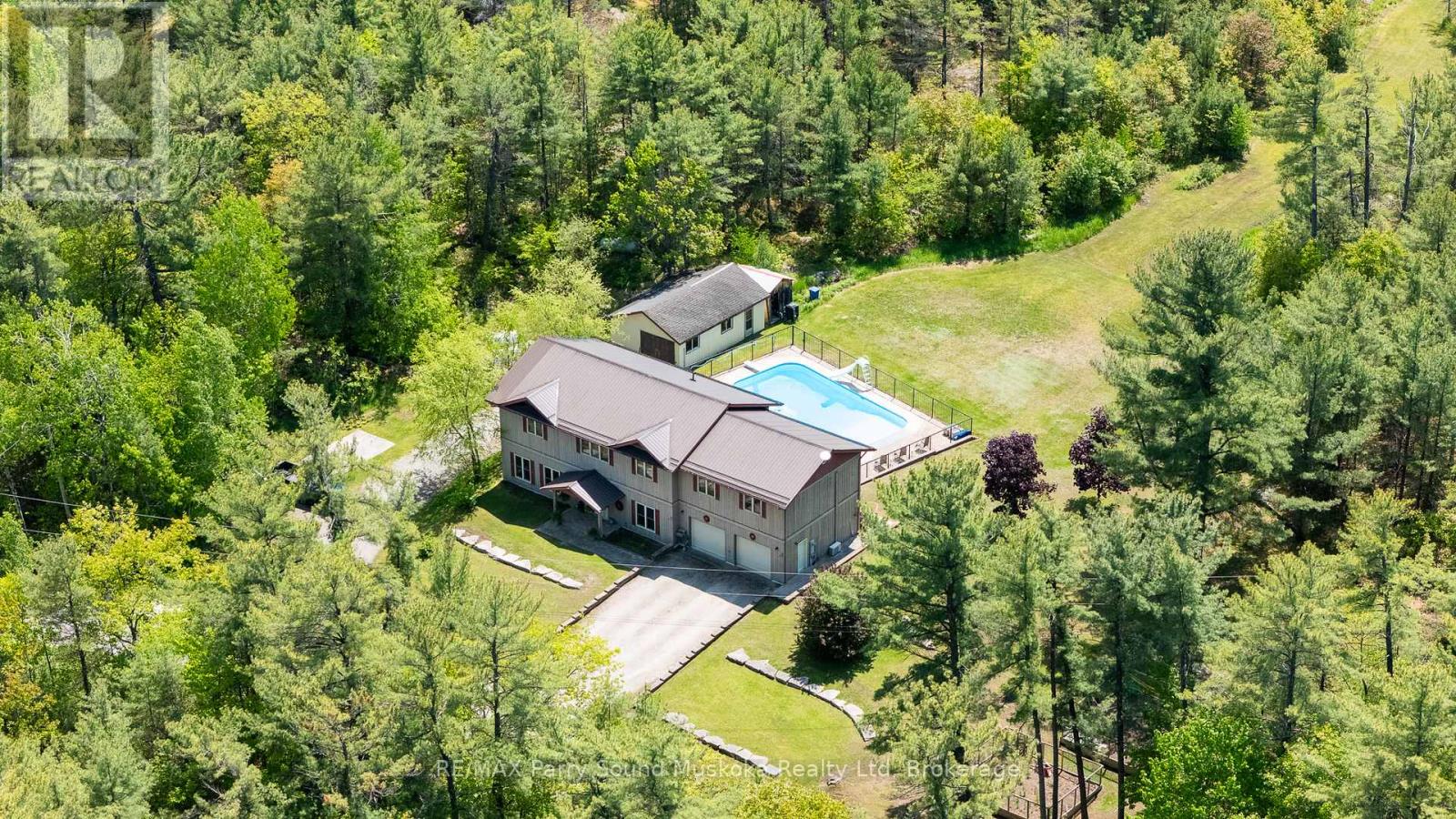 217 S Shore Rd, The Archipelago, ON P0G 1K0