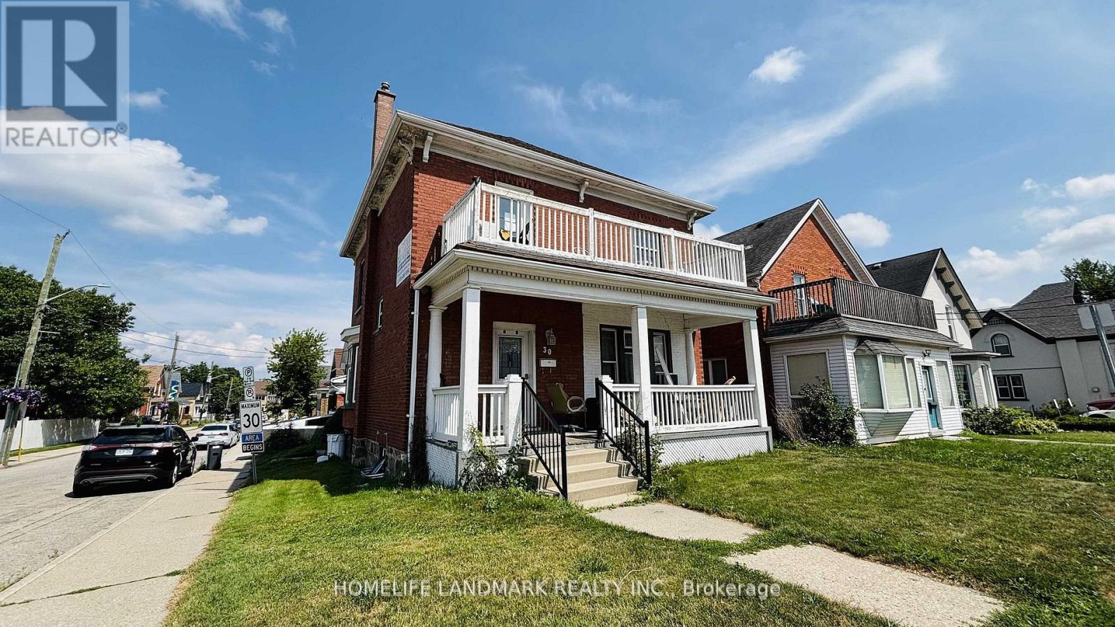 30 Regina St N, Waterloo, ON N2J 3A1
