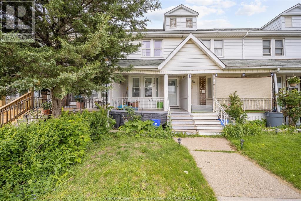 1142 Mercer St, Windsor, ON N9A 1N9