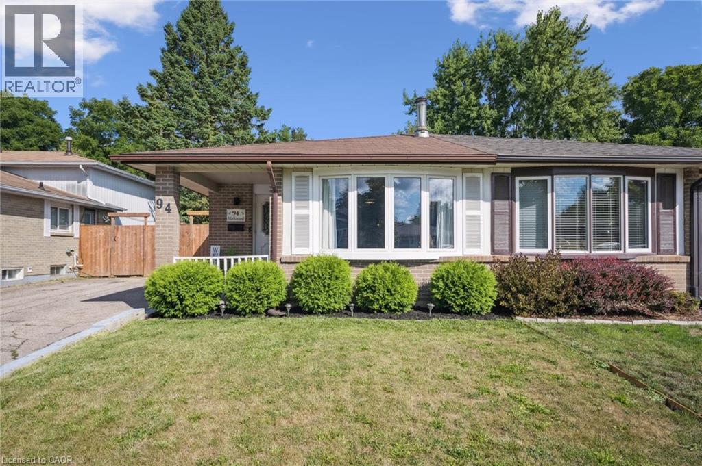 94 Markwood Dr, Kitchener, ON N2M 2H6