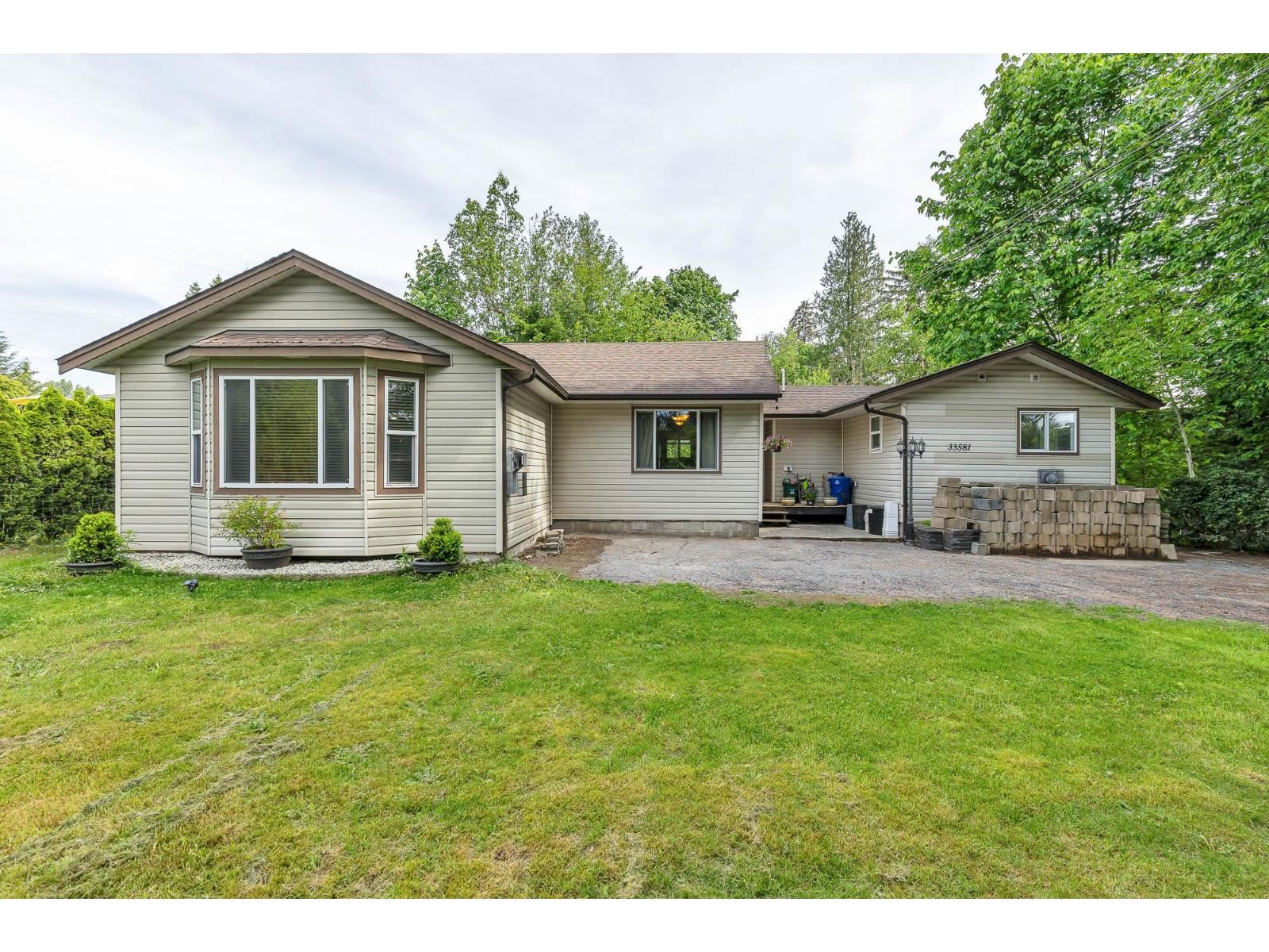 33581 Dewdney Trunk Rd, Mission, BC V2V 6Y3