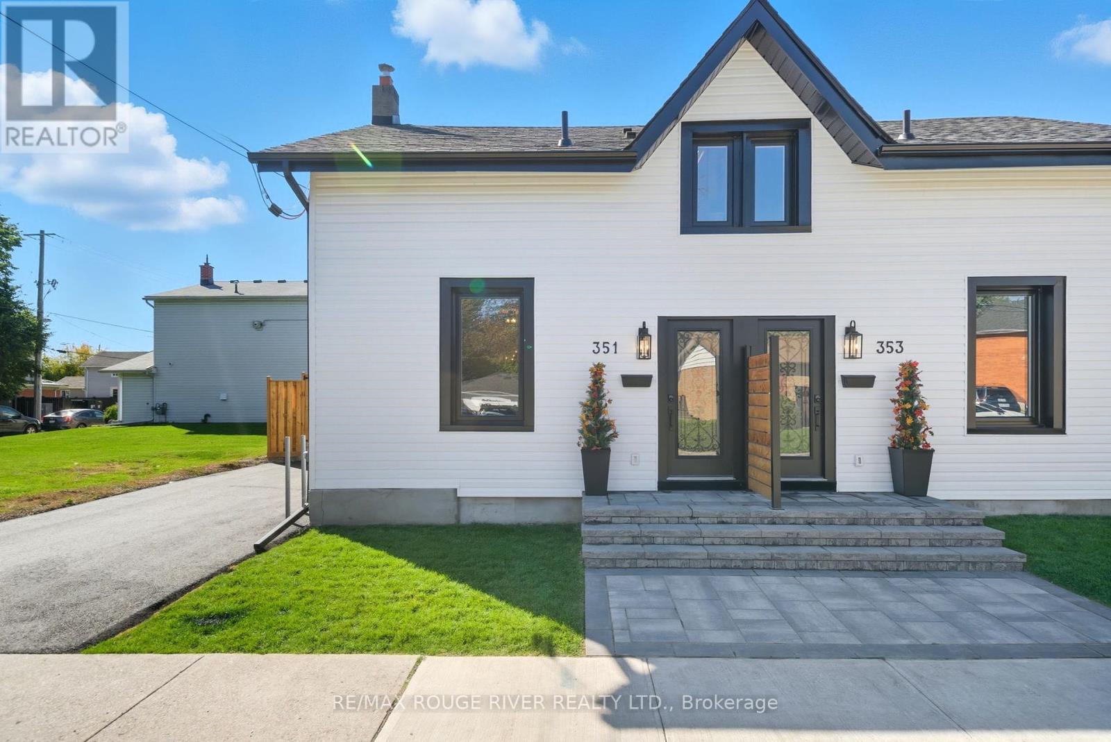 351 John St, Cobourg, ON K9A 3T4