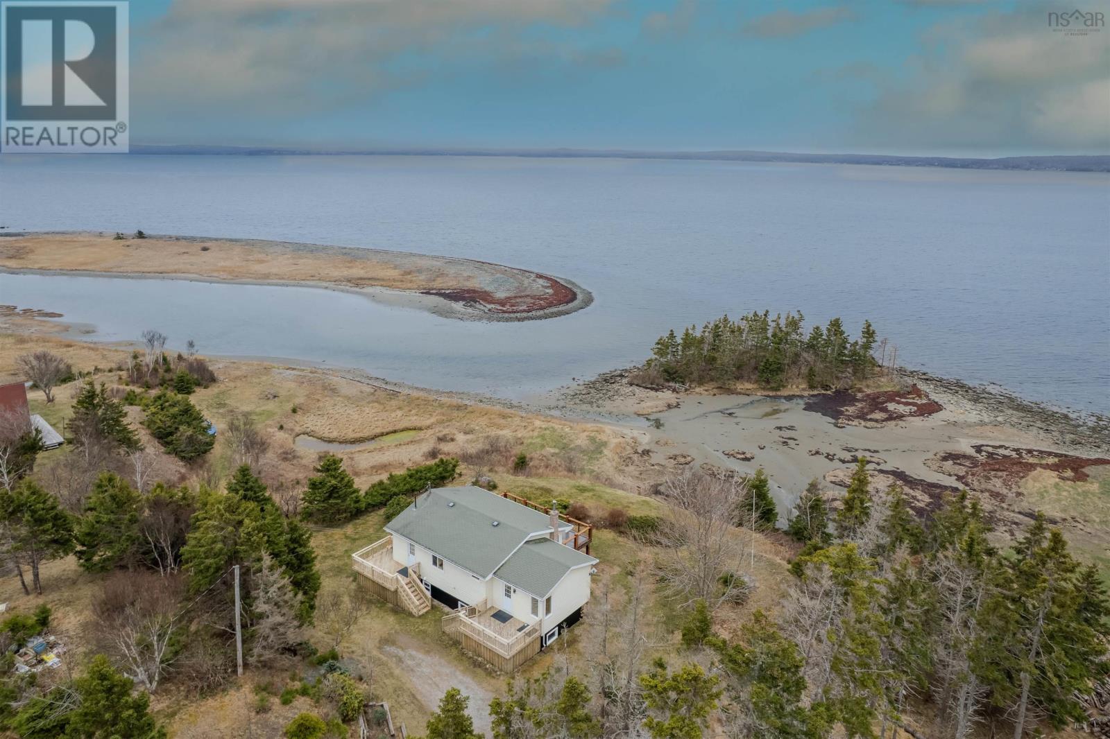 130 Scottsdale Ln, Round Island, NS B1B 1P7