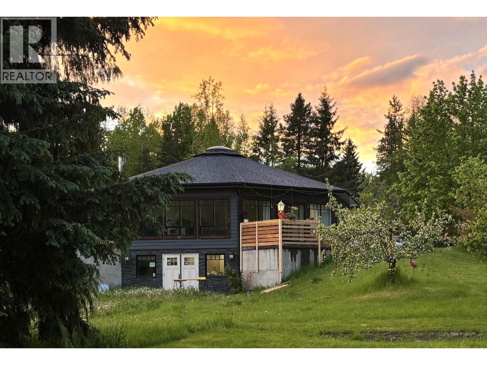 3357 Hazelton St, Hazelton, BC V0J 1Y1