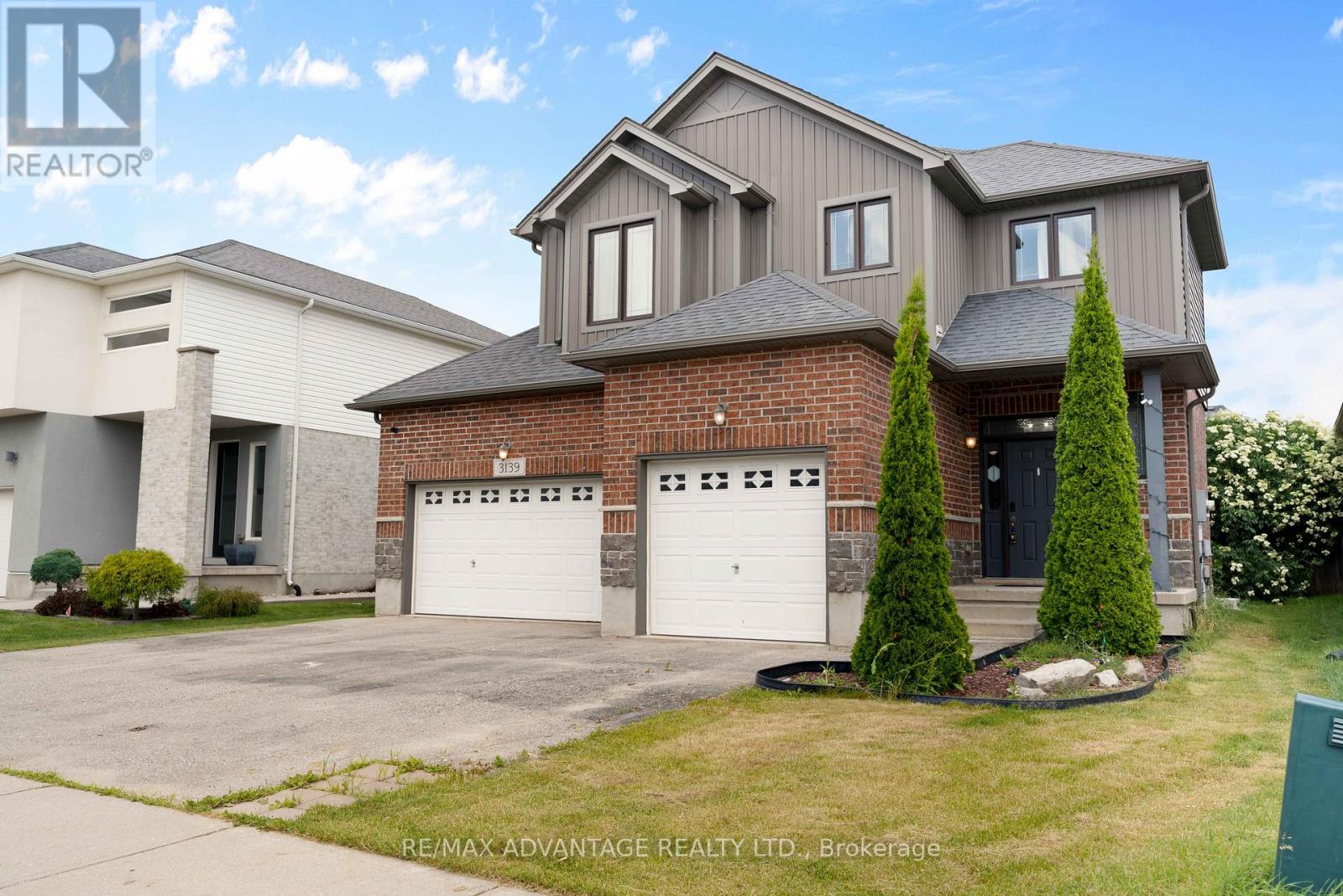 3139 Jinnies St, London, ON N6L 0B8