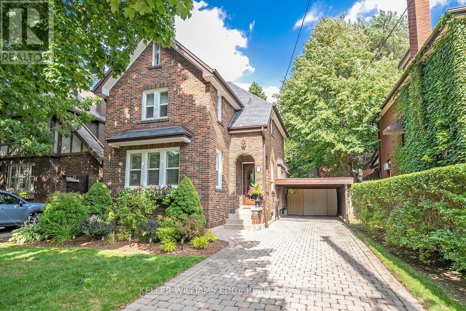 88 Paisley Ave N, Hamilton, ON L8S 4H3