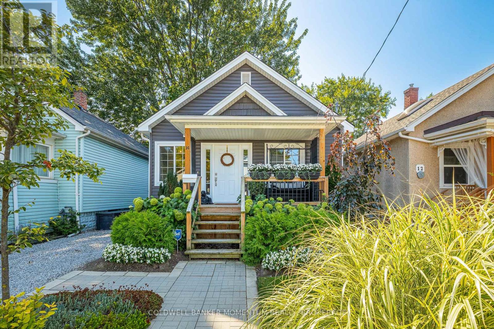 14 Linwood St, St. Catharines, ON L2R 1H3