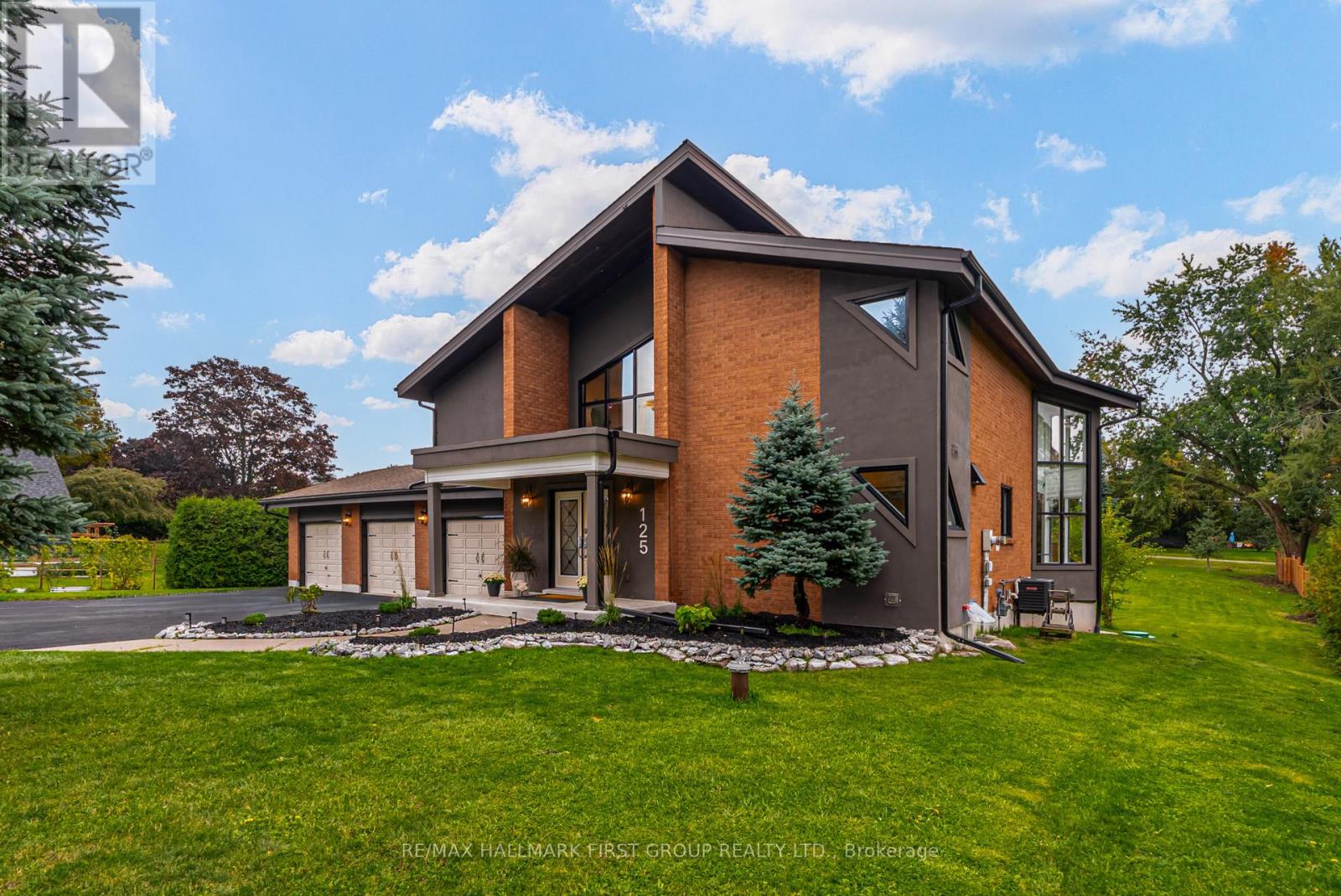 125 Percy Cres, Scugog, ON L9L 1B4
