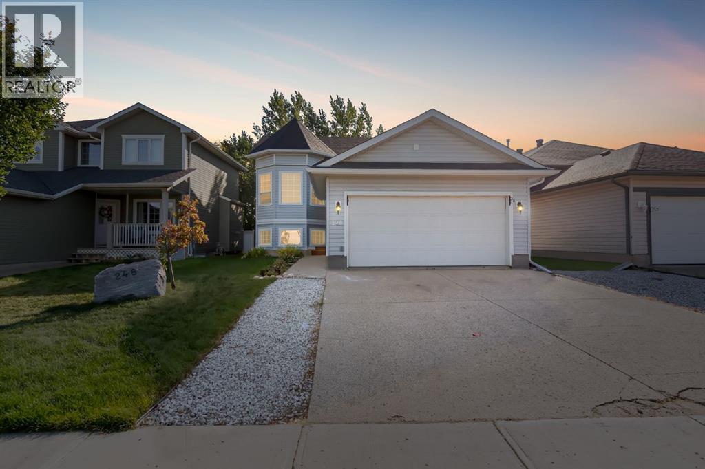 248 Warren Rd, Fort Mcmurray, AB T9H 5J9