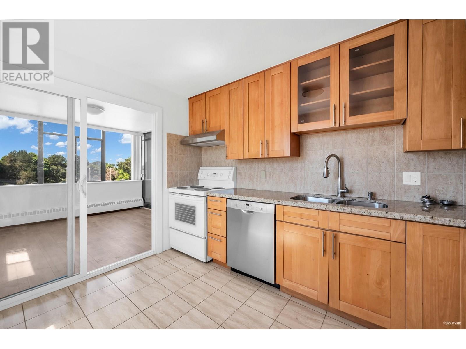 6651 Minoru Boulevard Unit 509, Richmond, BC V6Y 1Z2