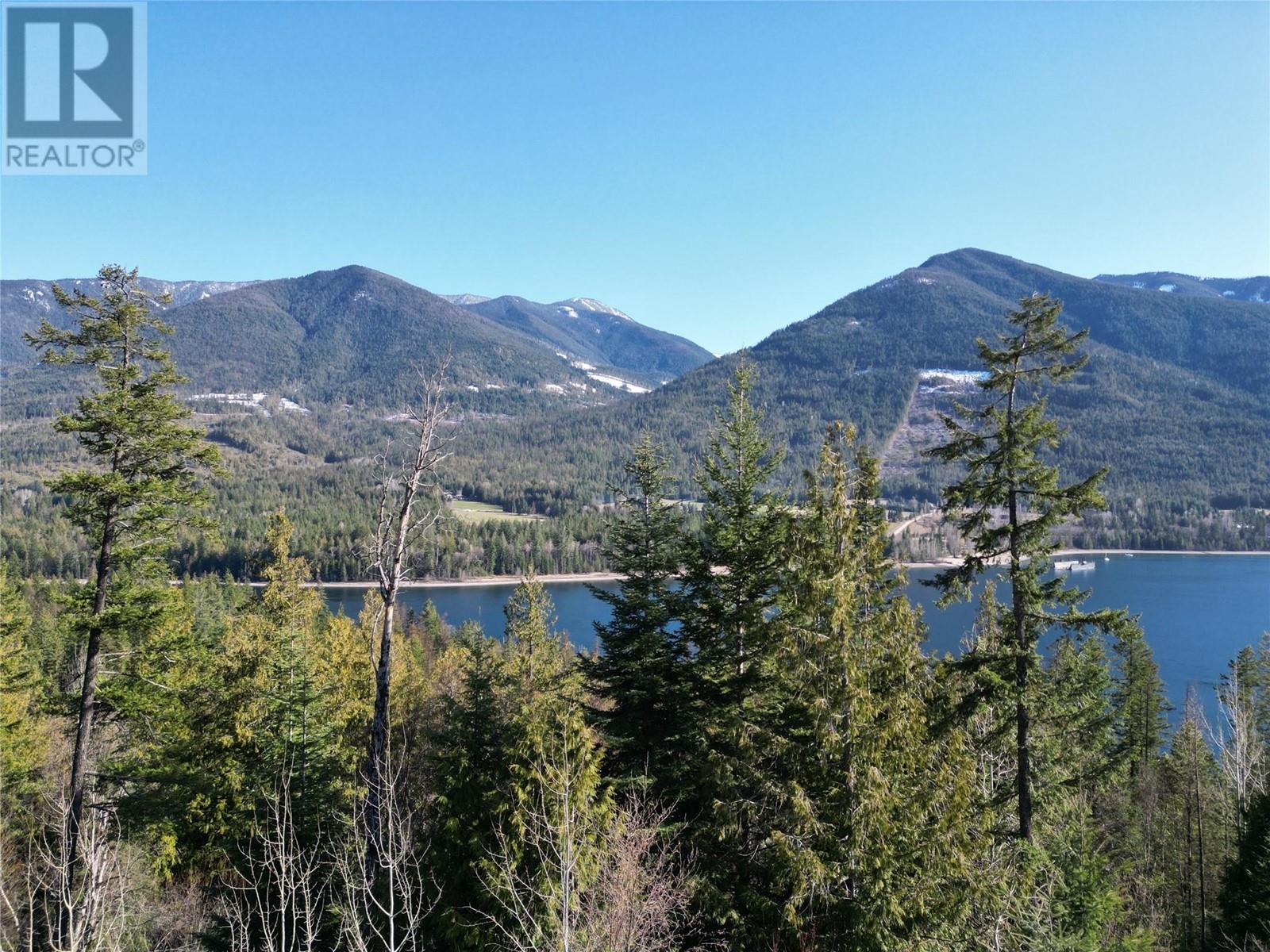 6812 Grandview Dr, Nelson, BC V1L 5P3