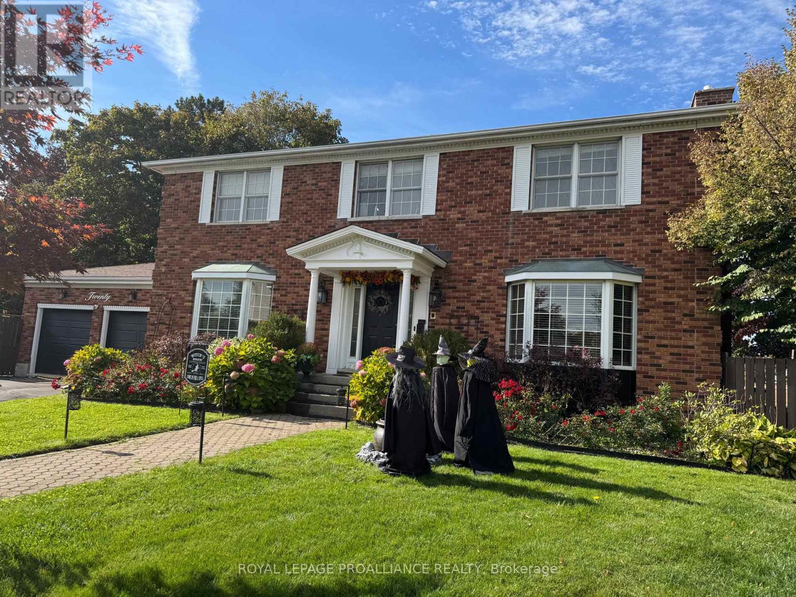 20 Hope Cres, Belleville, ON K8P 4S2