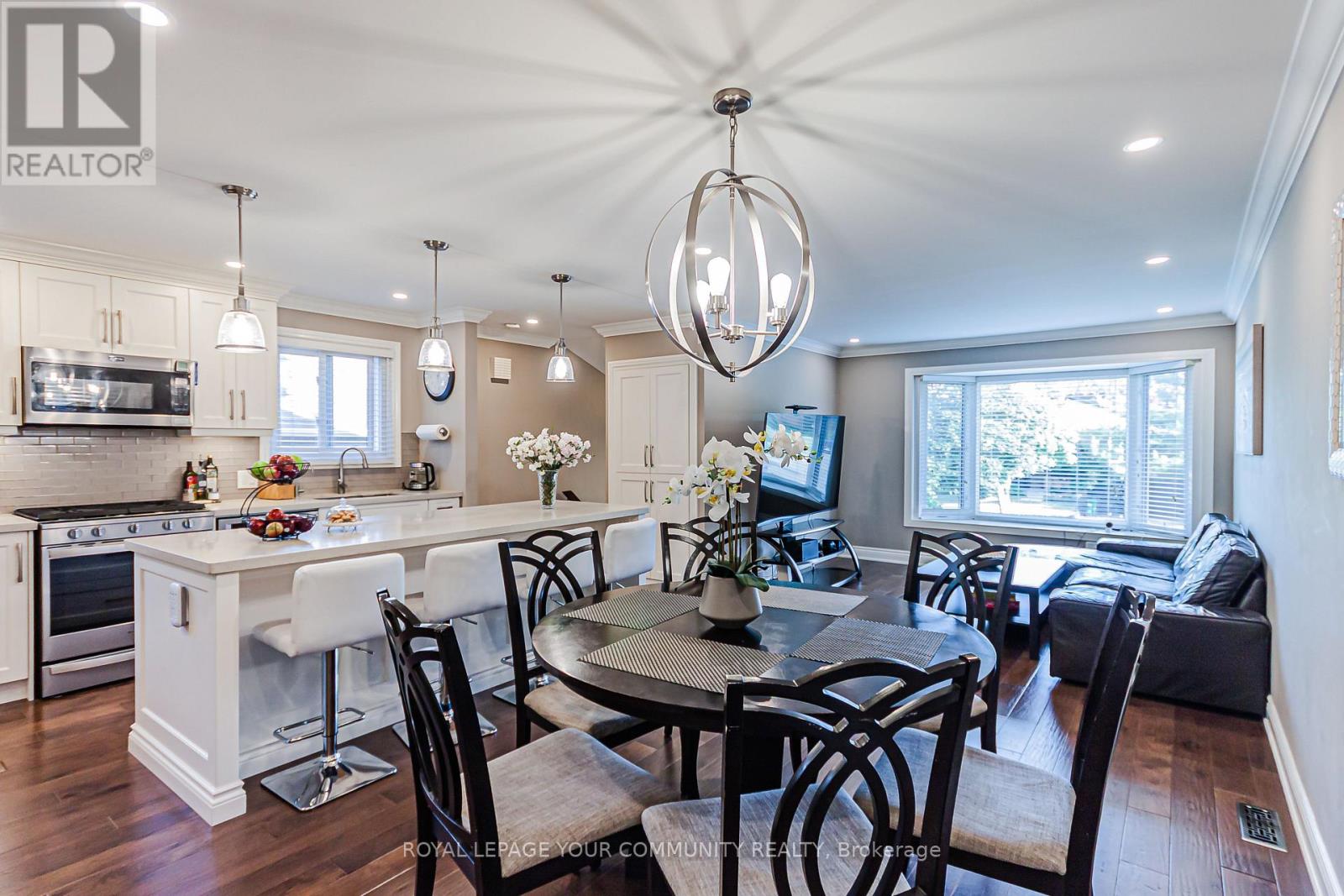 2903 Salerno Cres, Mississauga, ON L5N 1T3