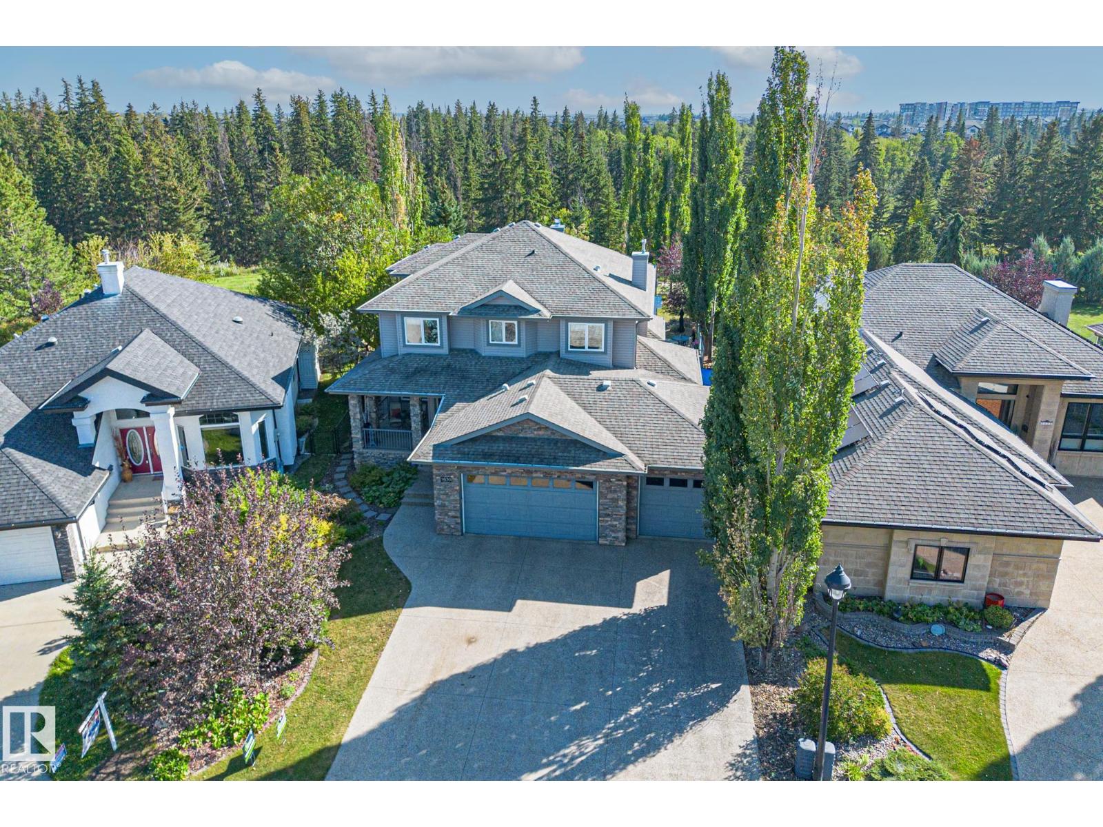 1830 Bowman Pt SW, Edmonton, AB T6W 1P7