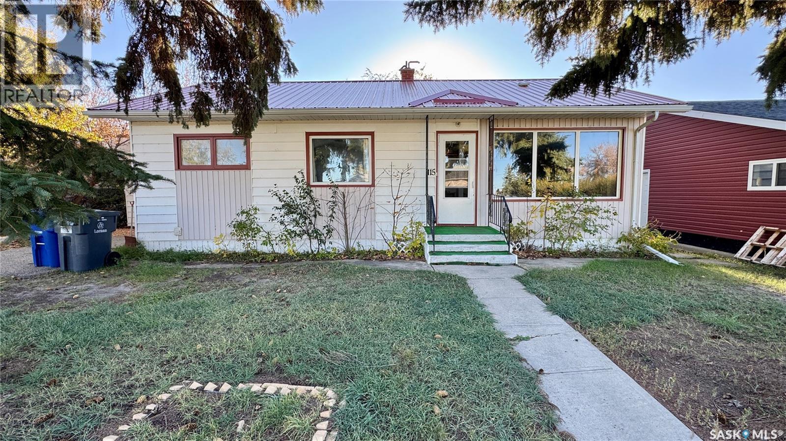 115 First Street, Davidson, SK S0G 1A0