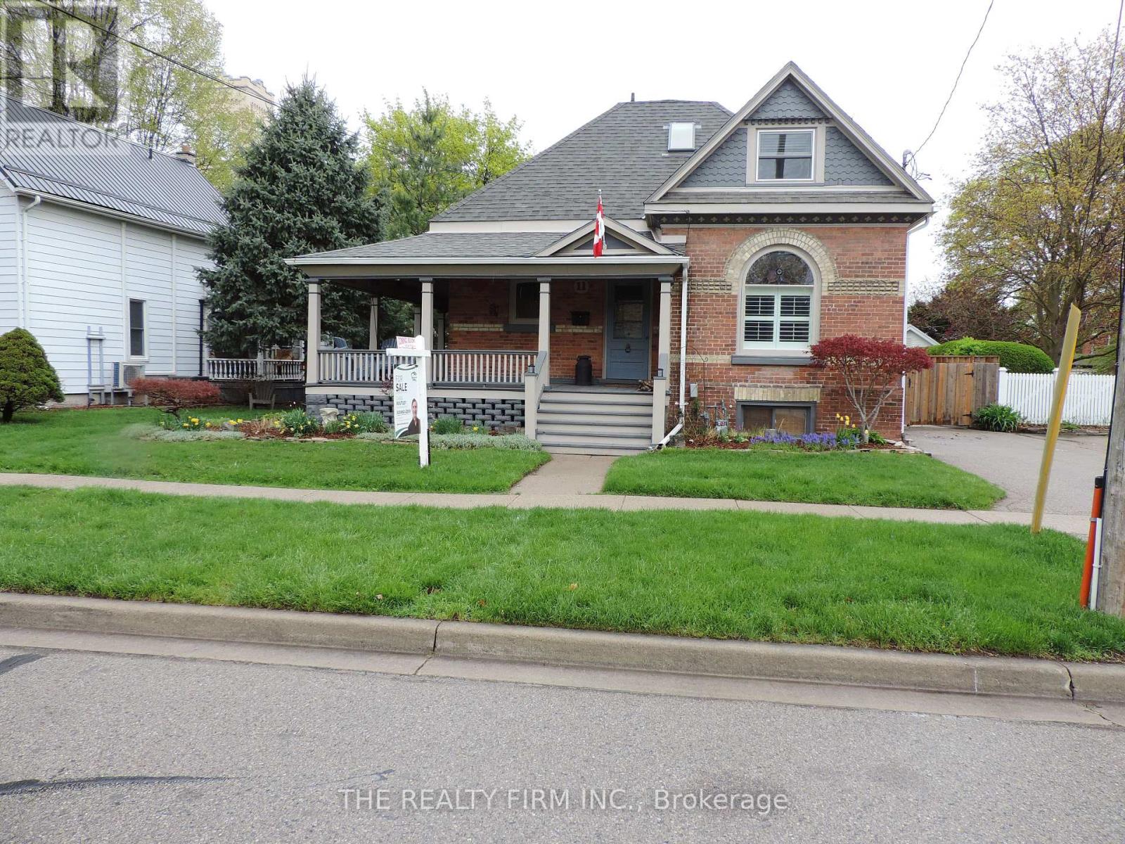 11 S Street E, Aylmer, ON N5H 1P5