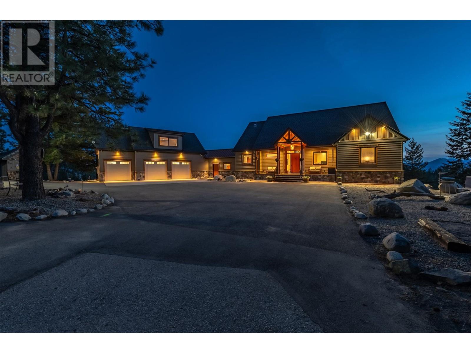 935 Eagle Pl, Osoyoos, BC V0H 1V6