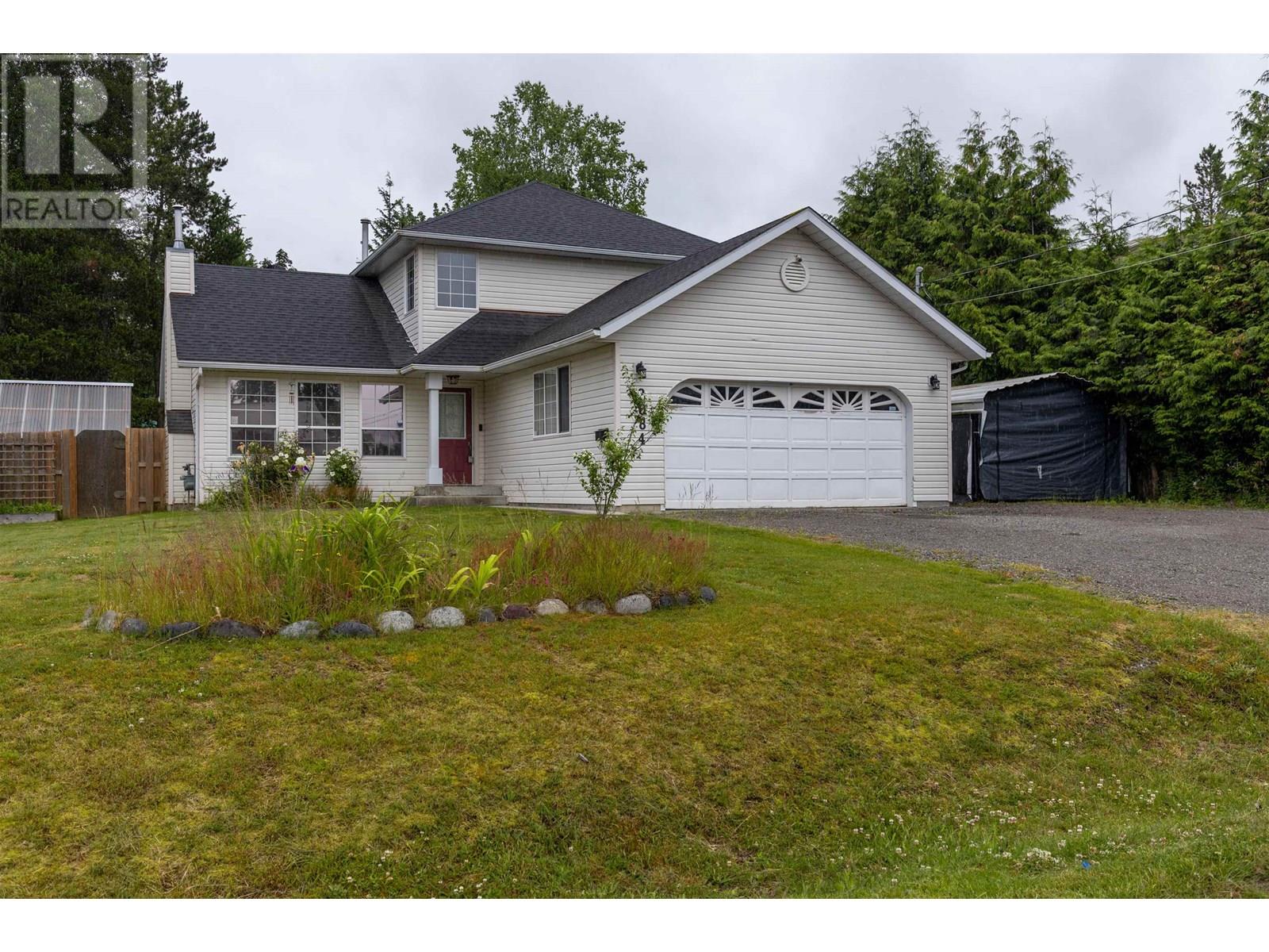 2084 Walnut Dr, Terrace, BC V8G 5E9