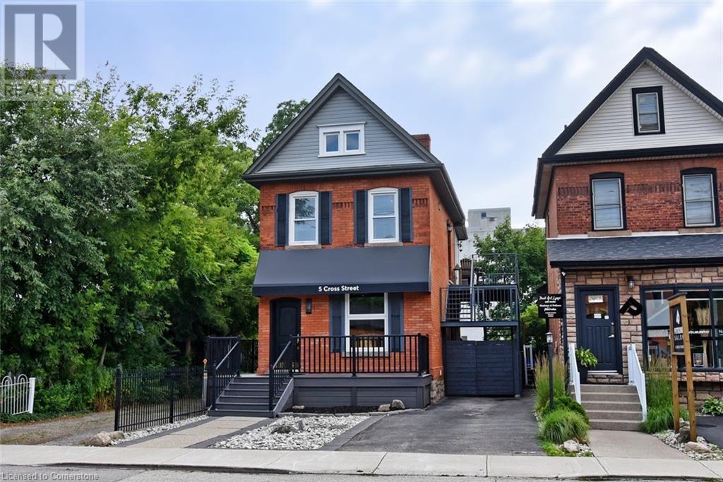 5 Cross St, Dundas, ON L9H 2R3