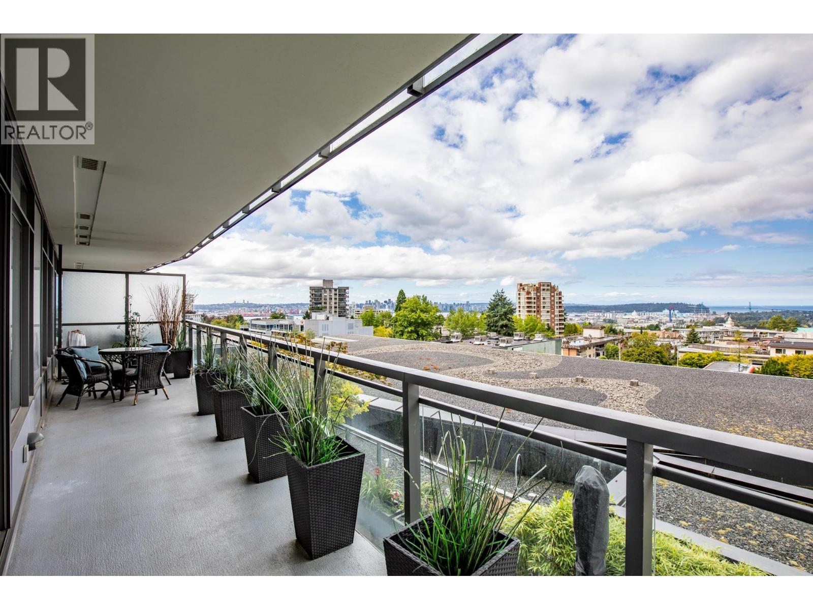 111 E 13th Street Unit 505, North Vancouver, BC V7L 0C7
