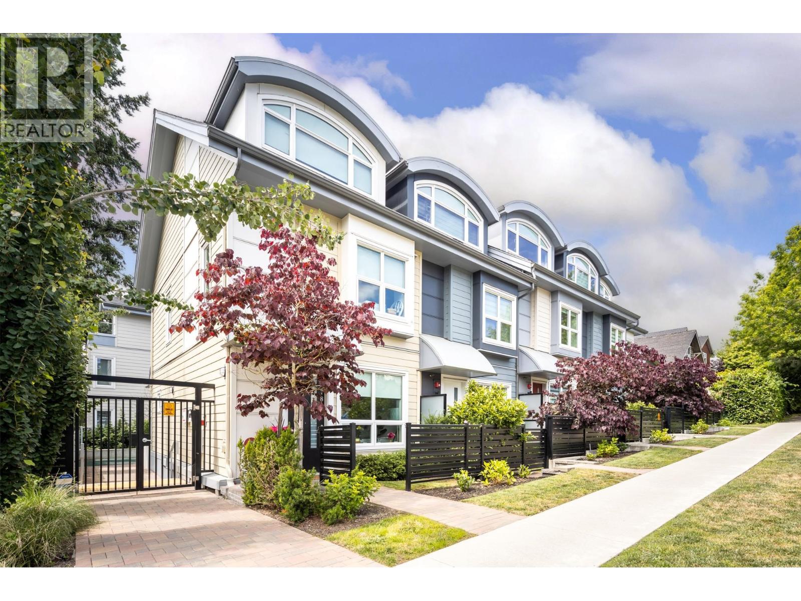 7887 French St, Vancouver, BC V6P 4V8