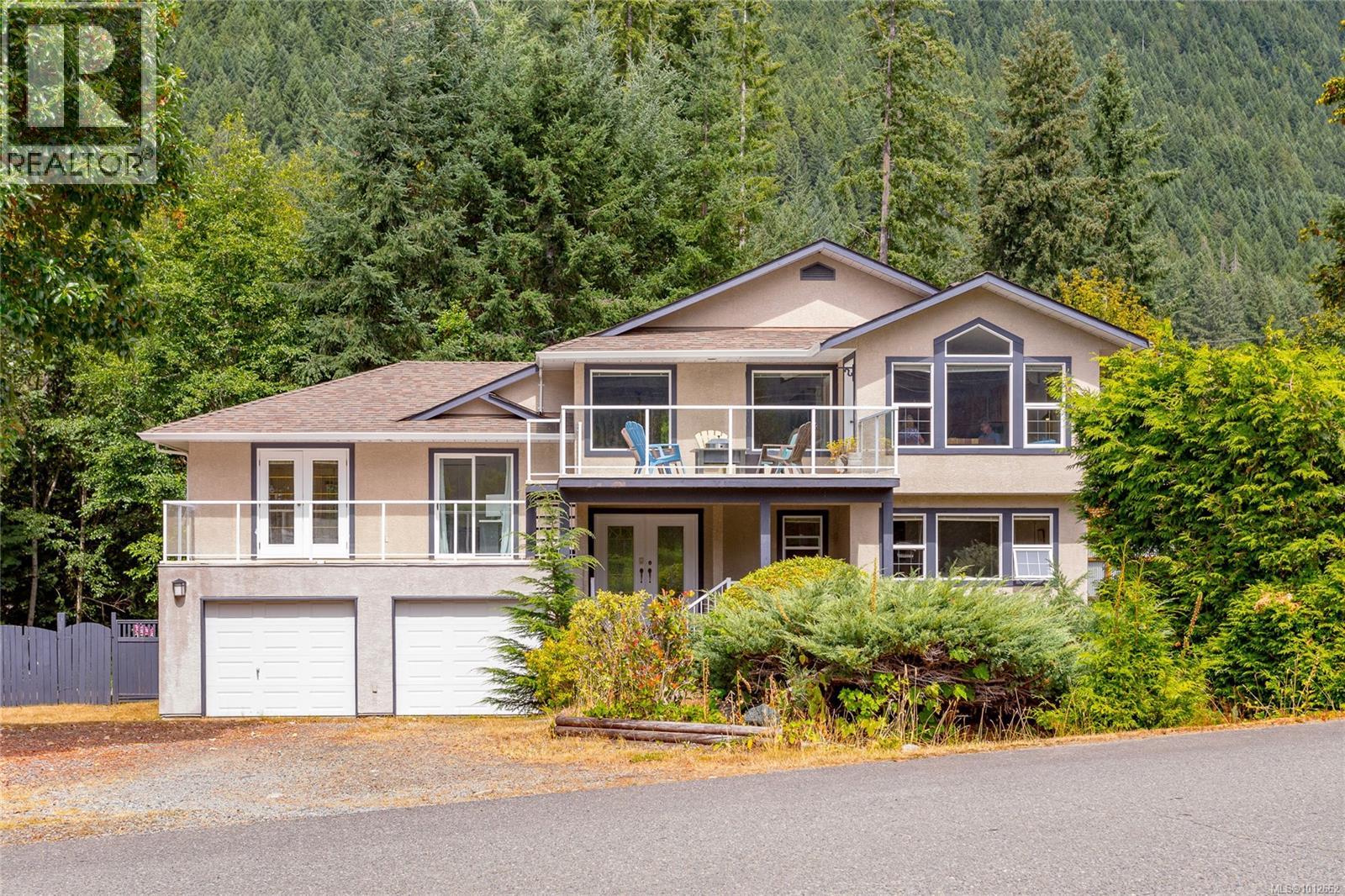9801 Miracle Way, Youbou, BC V0R 3E1