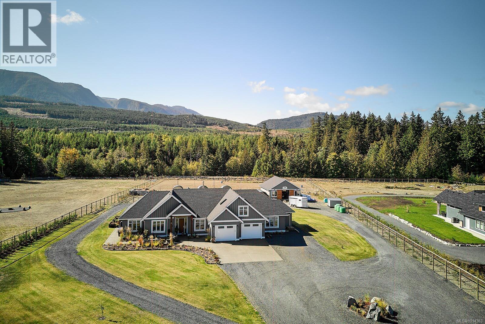 1085 Alpine View Pl, Qualicum Beach, BC V9K 1V6