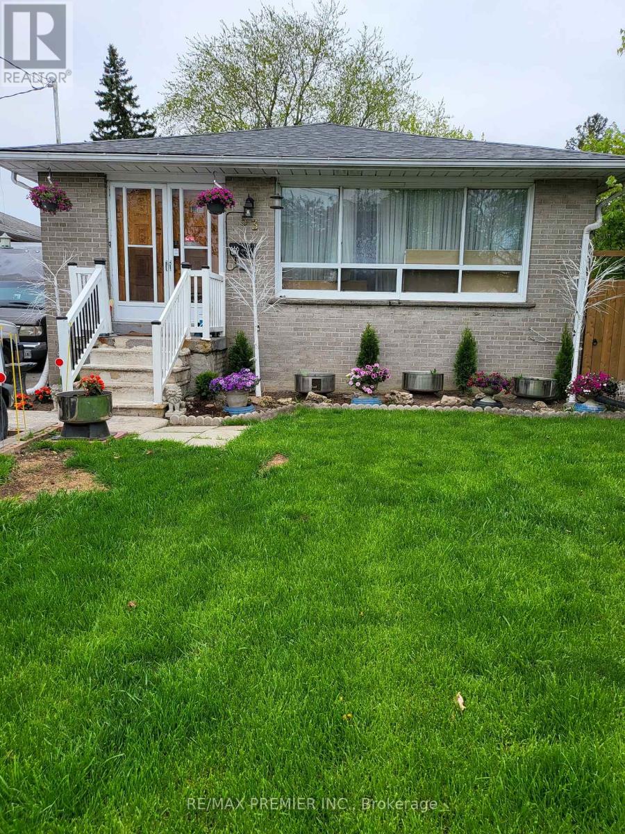 53 Rosefair Cres, Toronto, ON M9W 3B1
