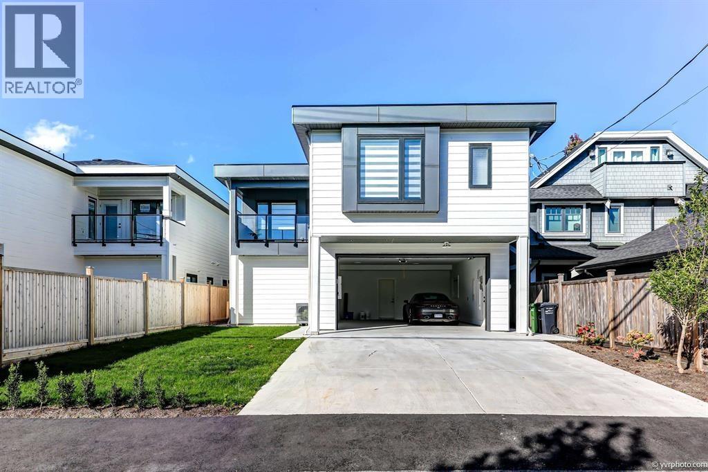 11306 Williams Rd, Richmond, BC V7A 1J1