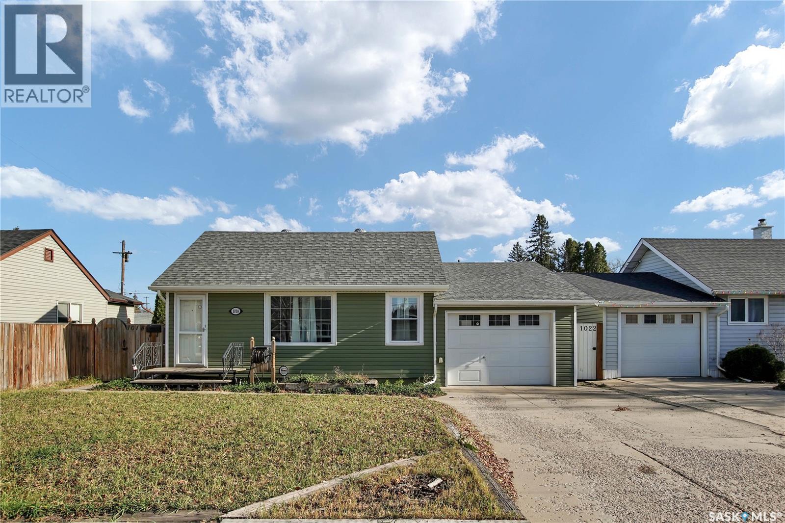 1018 O Ave S, Saskatoon, SK S7M 1Z6
