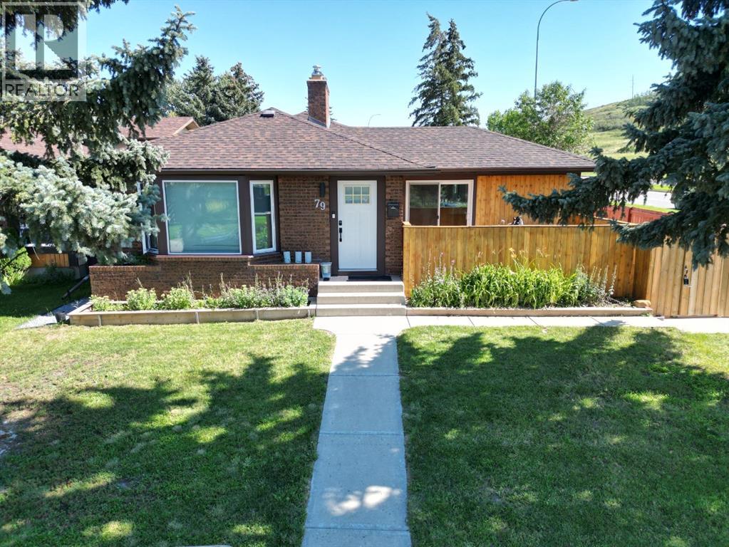 79 Beaconsfield Way NW, Calgary, AB T3K 1W9