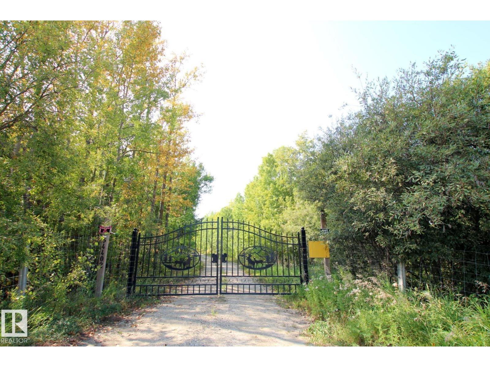 54402 Rge Road 15, Rural Lac Ste. Anne County, AB T0E 1V0