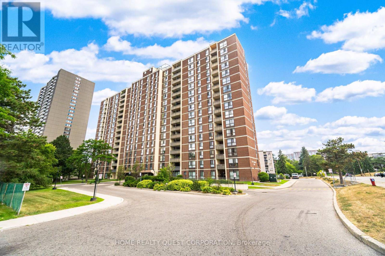 510 3170 Kirwin Ave, Mississauga, ON L5A 3R1