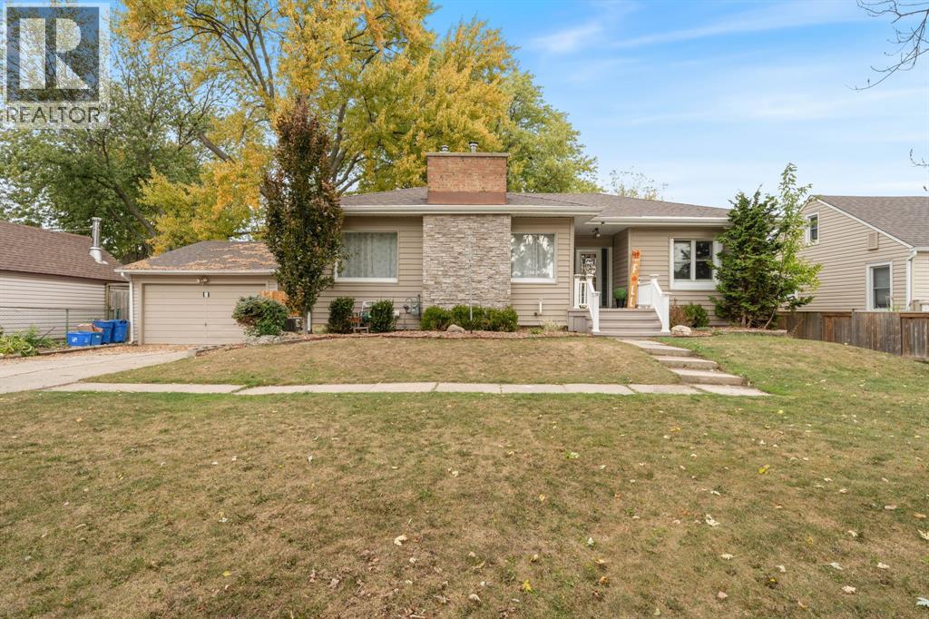730 Talfourd St, Sarnia, ON N7T 1R9