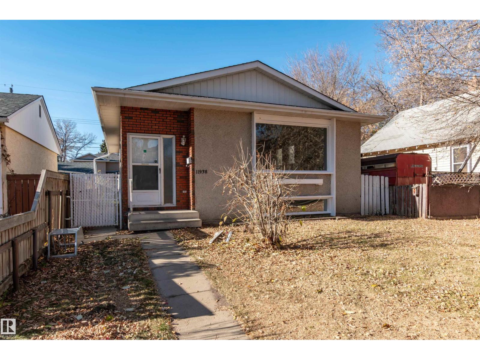 43 St Nw Unit 11938, Edmonton, AB T5W 2P6